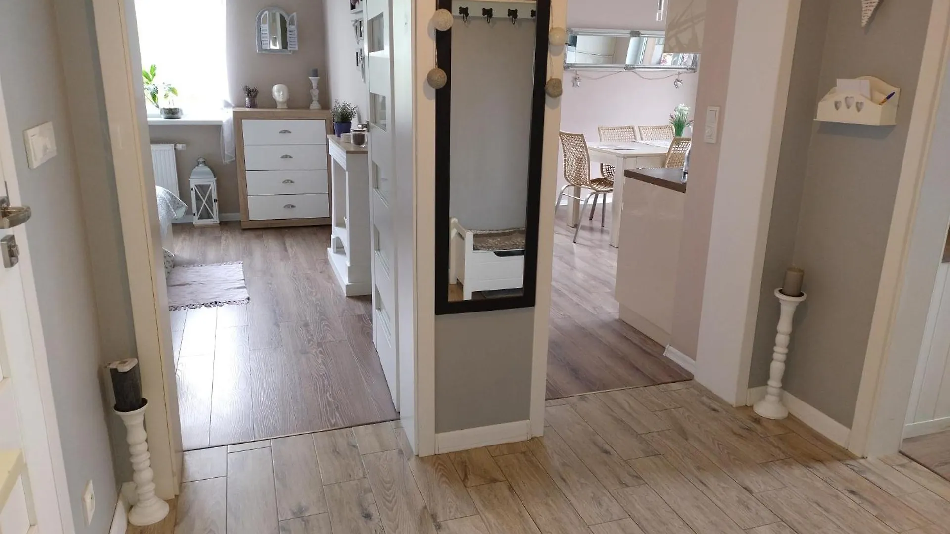 Apartament Jasmin Z Balkonem I Samodzielnym Zameldowaniem Poznan