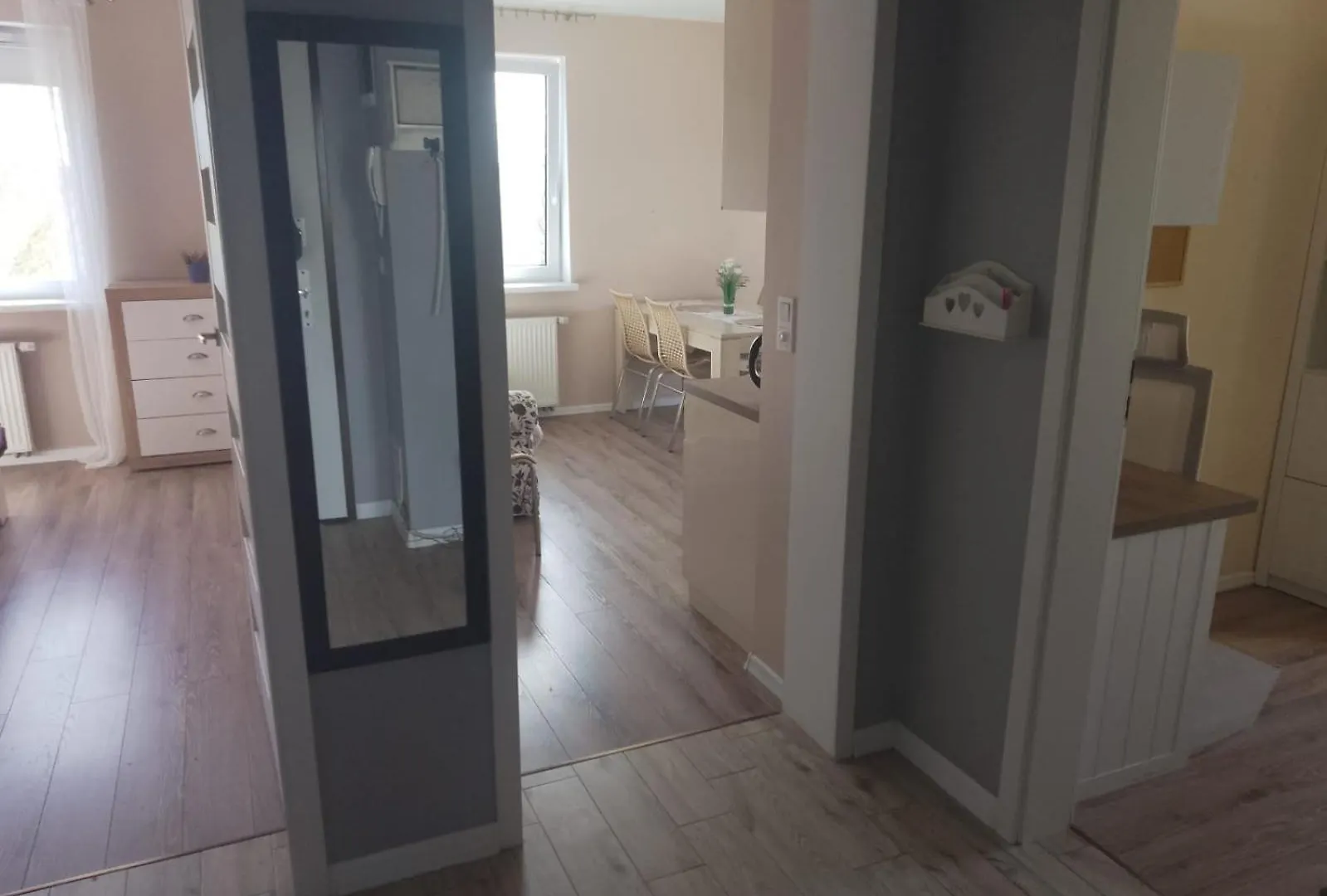 Apartament Jasmin Z Balkonem I Samodzielnym Zameldowaniem Poznan Apartment